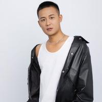 郭领演员头像