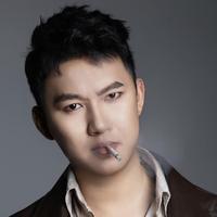 策演员头像