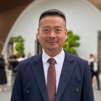 贺自飞演员头像