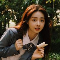   钟灵灵演员头像